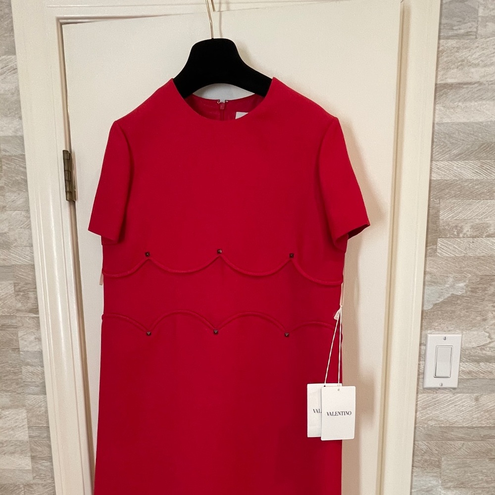 Red Valentino dress never worn